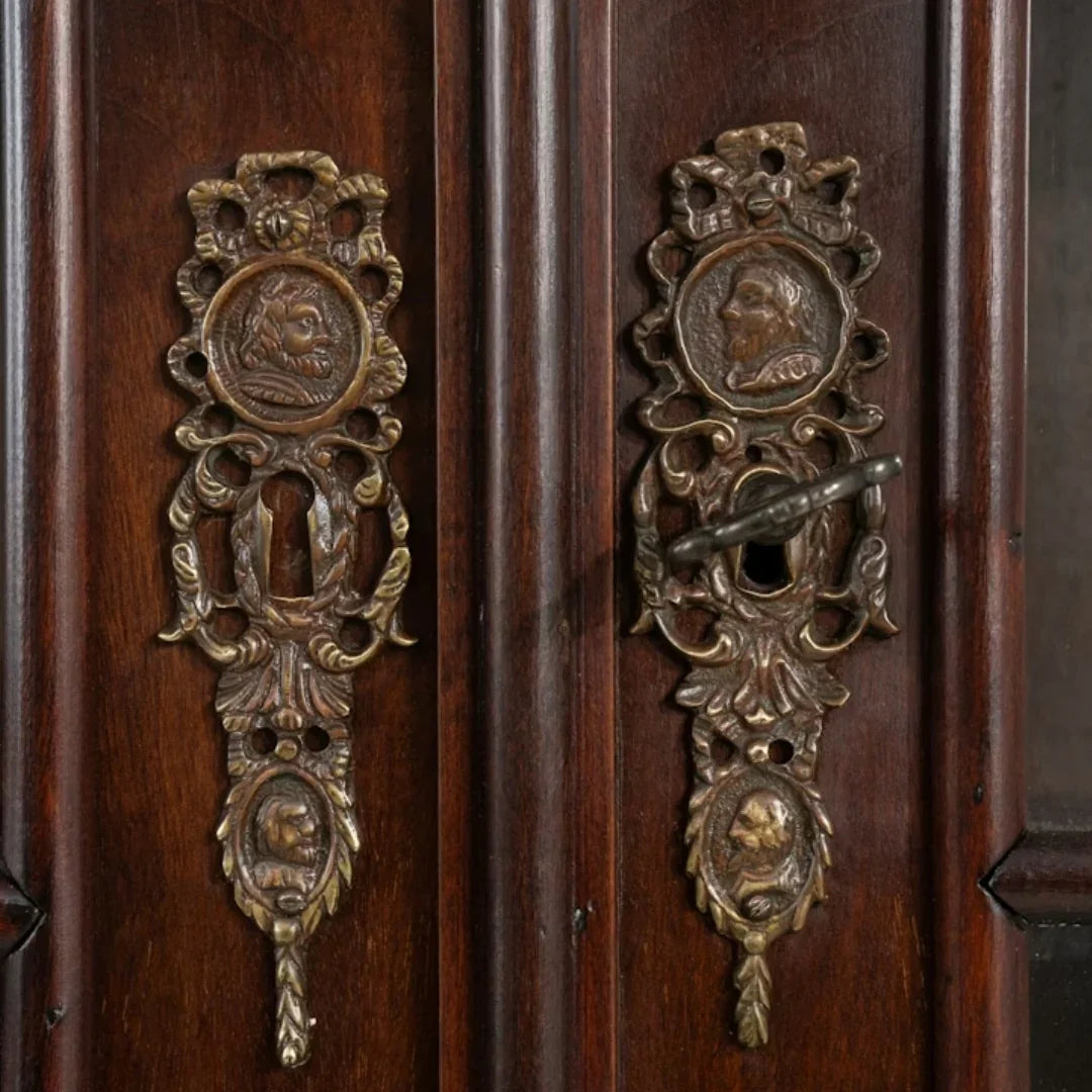 English Georgian Mahogany Display Cabinet, Circa 1820