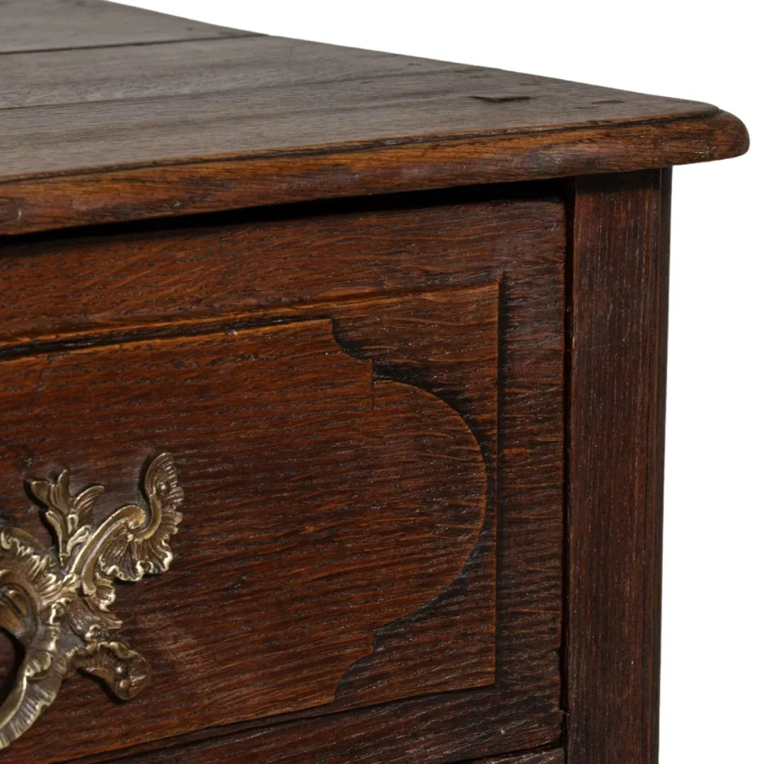 Château Provence Walnut Bombe Chest, Circa 1800