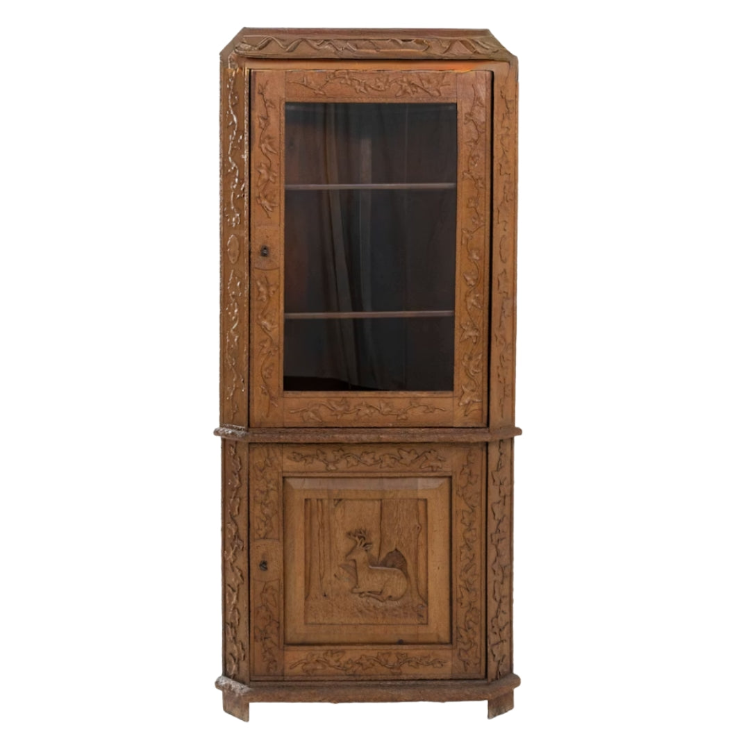 French Alps Leaf and Deer Corner Cabinet, Circa 1920