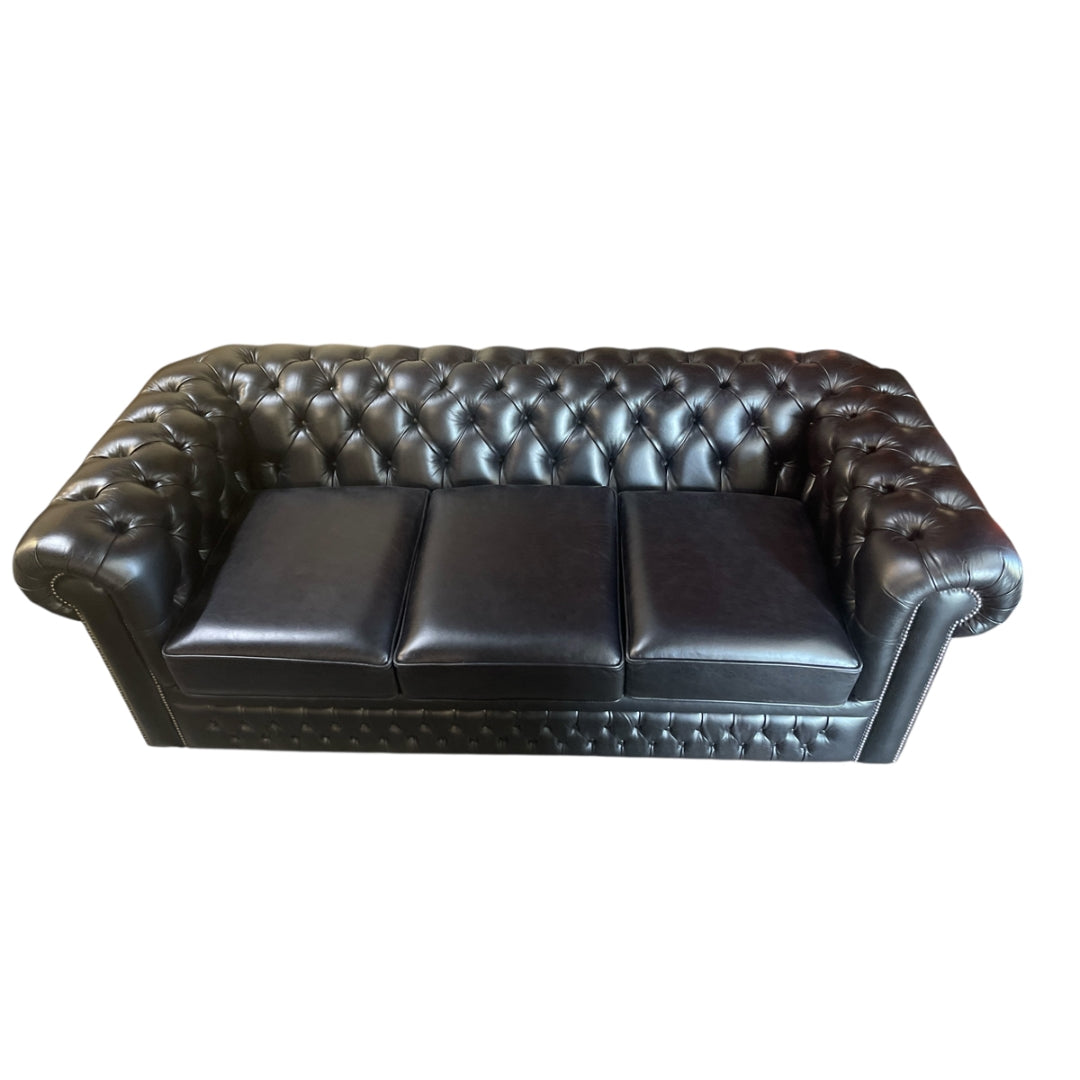 Elite Studded Leather Chesterfield Sofa Bed