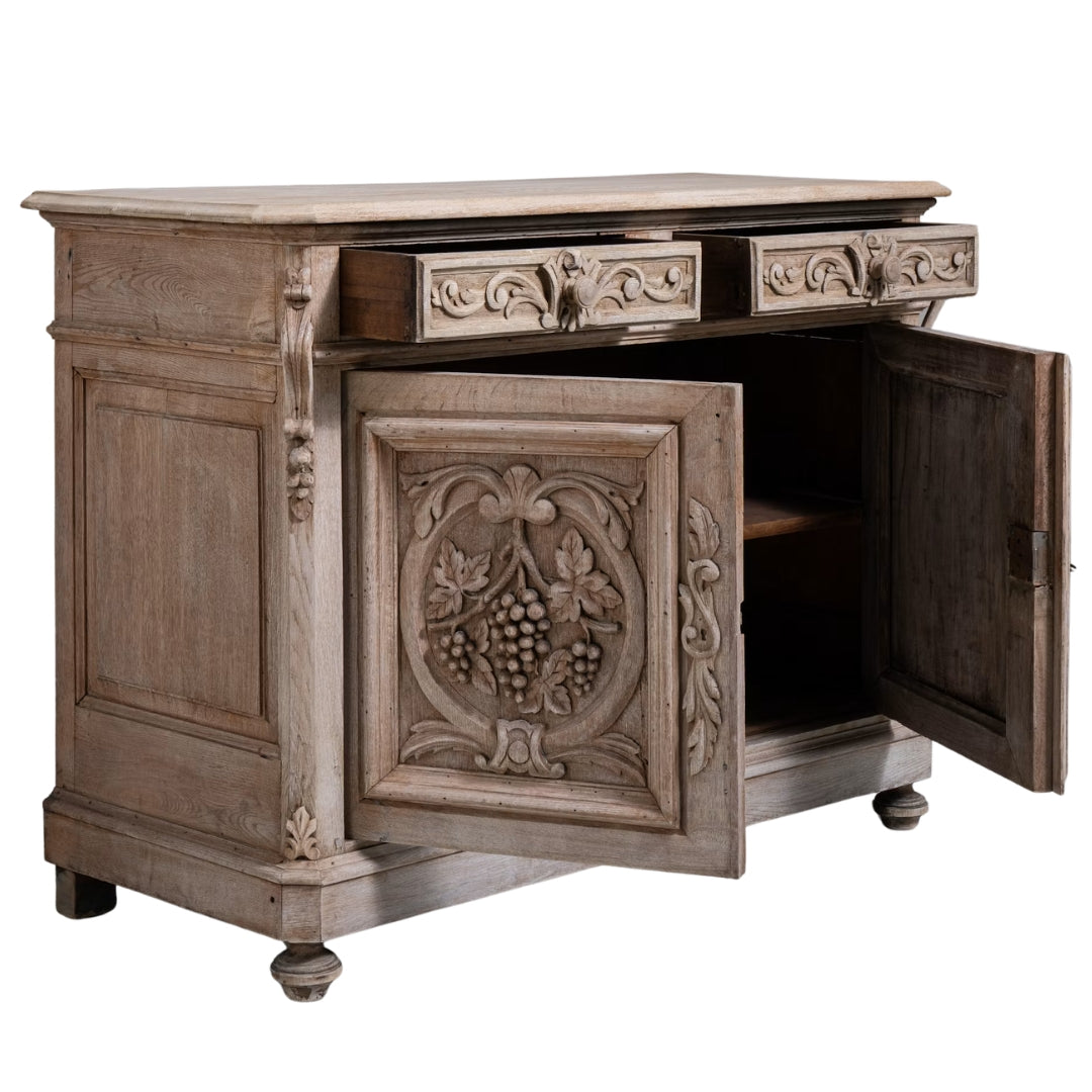 Grapevine Ornately Carved Manor Oak Buffet, Circa 1860