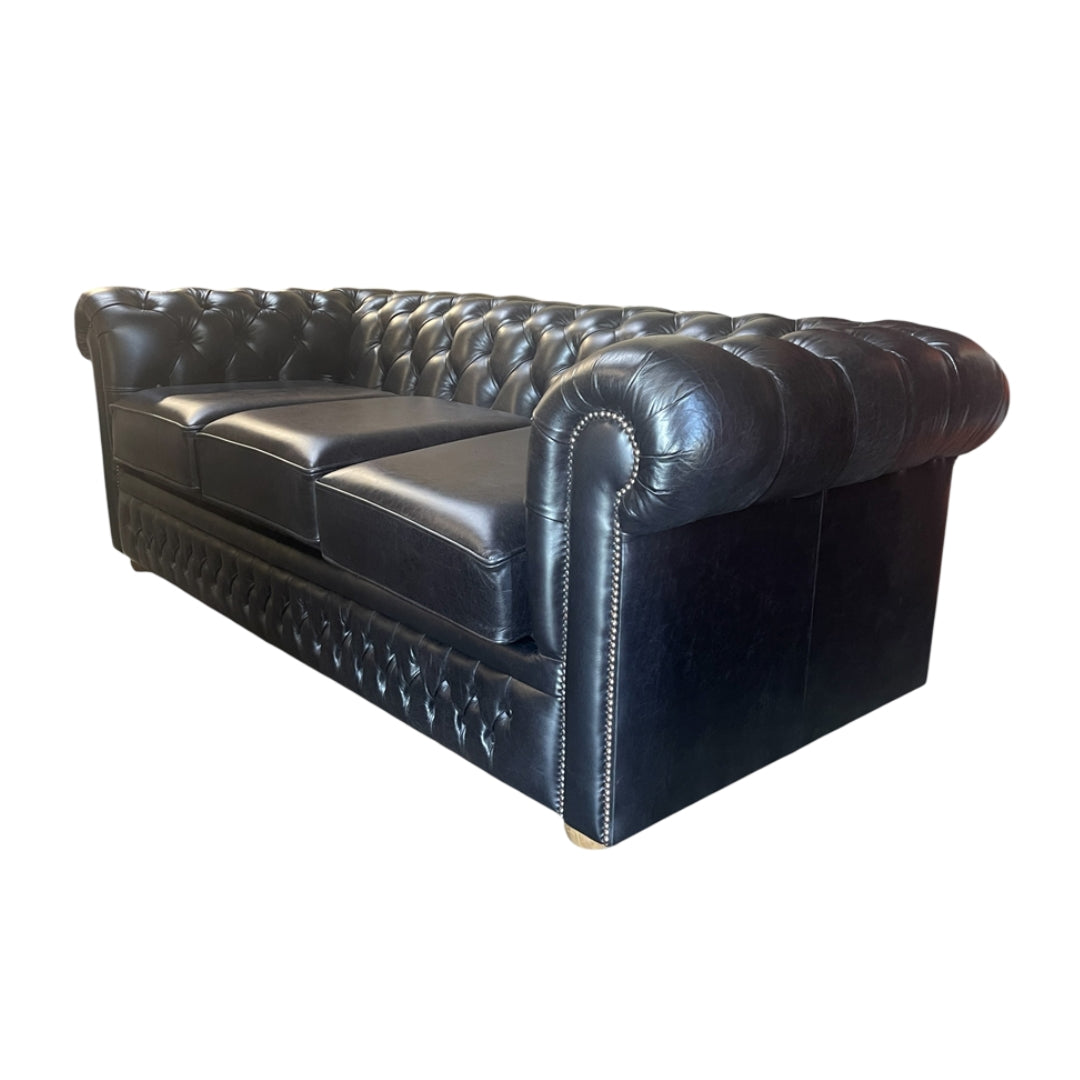 Elite Studded Leather Chesterfield Sofa Bed