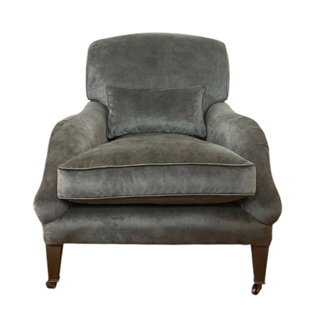Plush Retro Blue Velvet Armchair